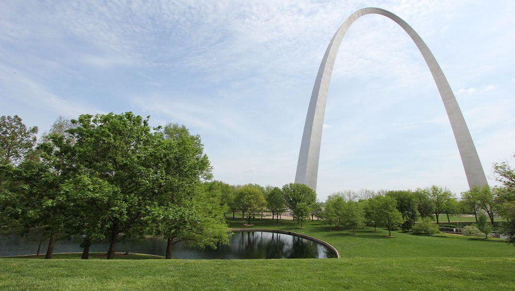 Gateway Arch Tram