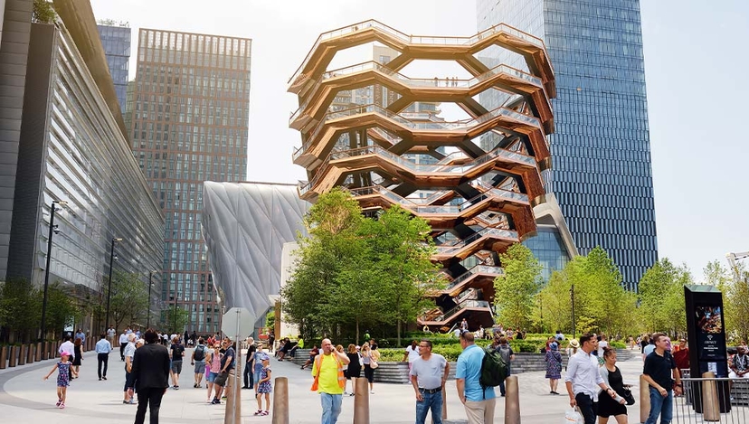 https://res.cloudinary.com/see-sight-tours/image/upload/v1747224788/strapi/hudson_yards3_51c49c727f.jpg