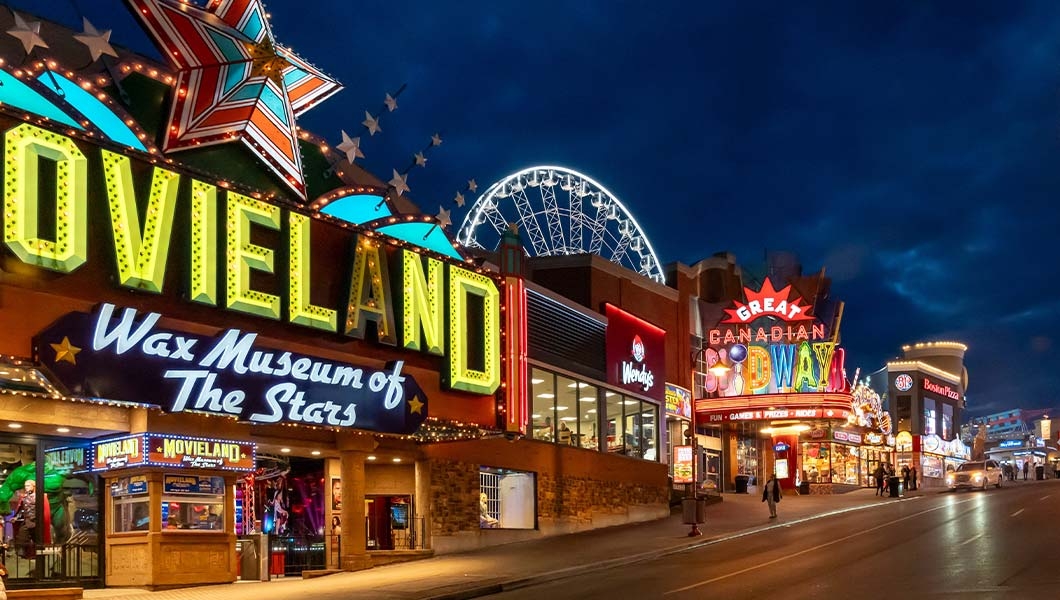 https://res.cloudinary.com/see-sight-tours/image/upload/v1748260439/strapi/clifton_hill_fun_pass_f60cb43a12.jpg