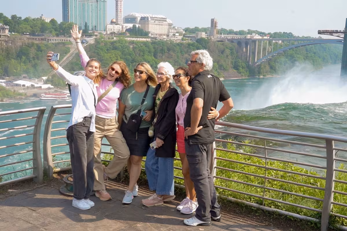 Friends enjoying at Niagara Falls