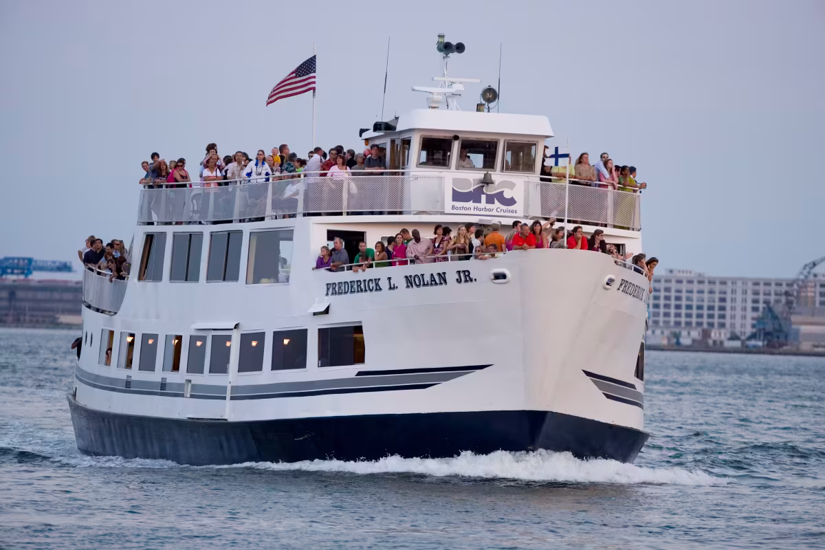 https://res.cloudinary.com/see-sight-tours/image/upload/v1581436282/boston-harbor-cruise-boat.jpg