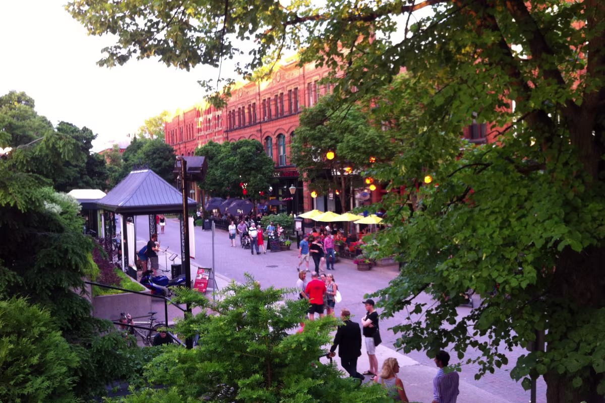 Victoria Row Charlottetown.jpg