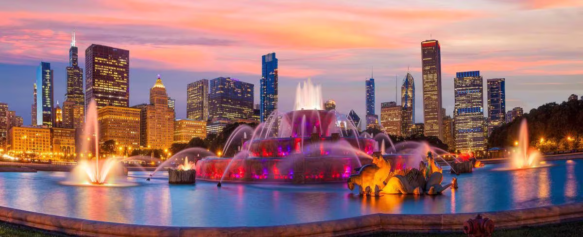 Buckingham Fountain at Dusk
