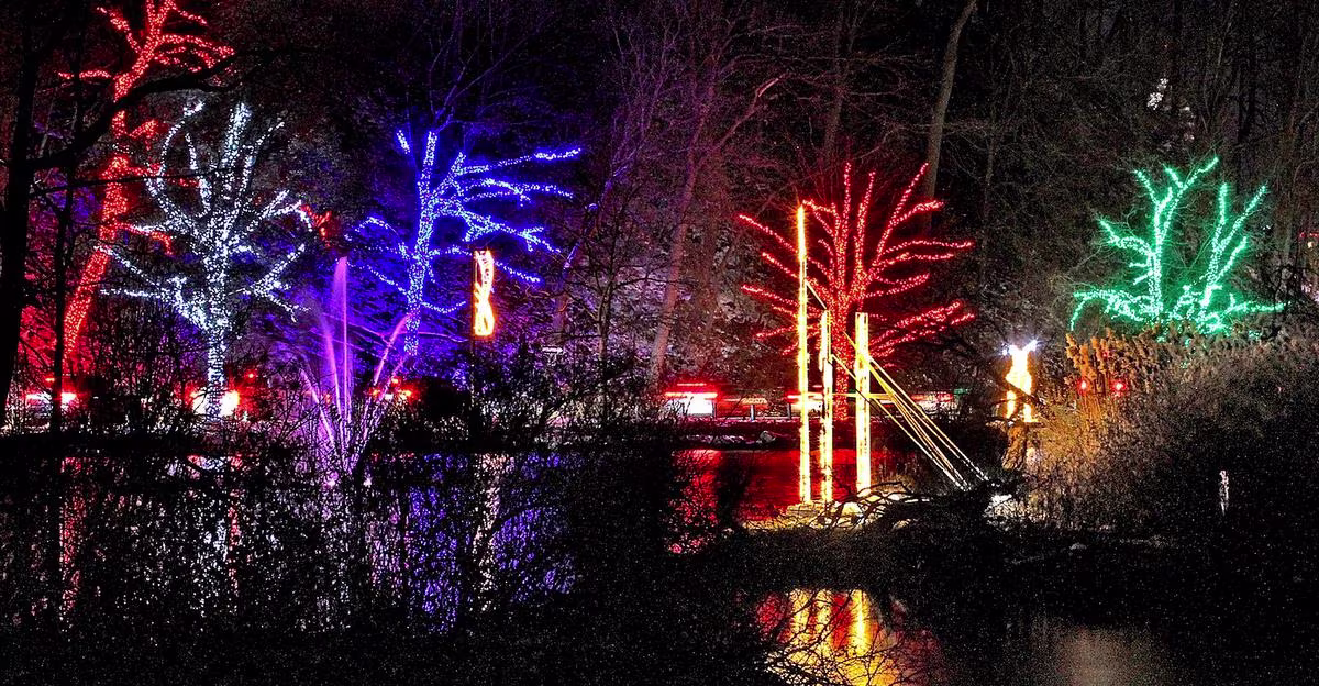 Winter Festival of Lights Walking Tour