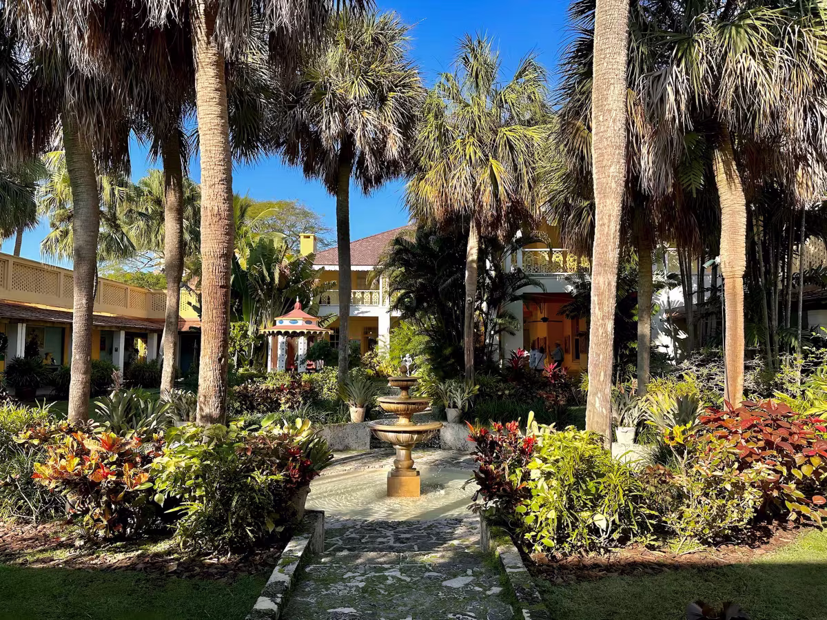 feature product image