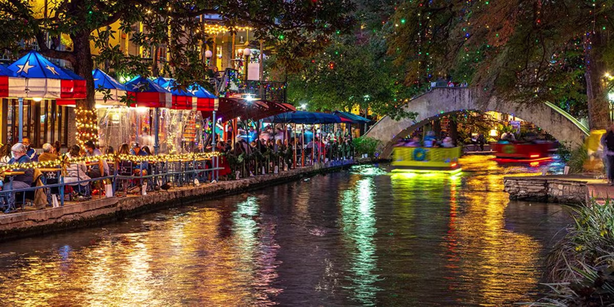 san-antonio-tour-with-boat-ride-night.jpg