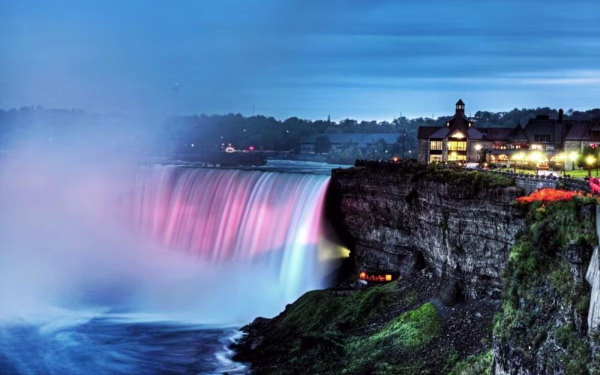 Visiting Niagara Falls in March