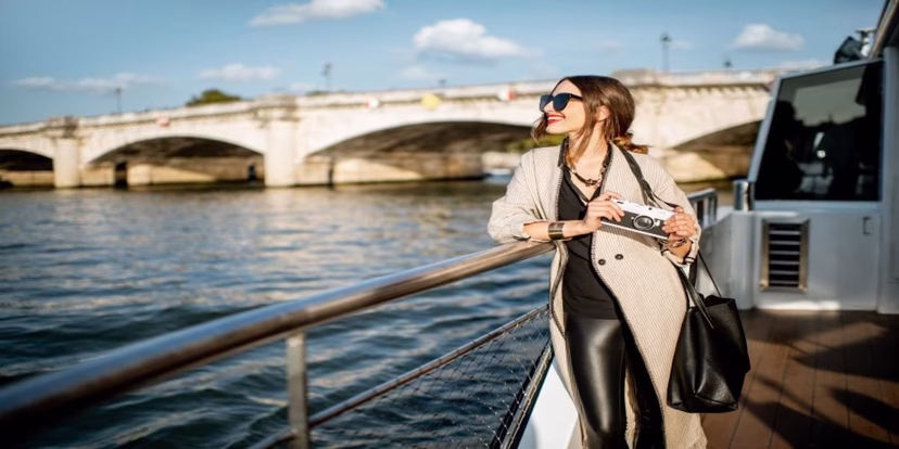 https://res.cloudinary.com/see-sight-tours/image/upload/v1679063272/strapi/6_River_Cruise_Guest_23db1da301.jpg