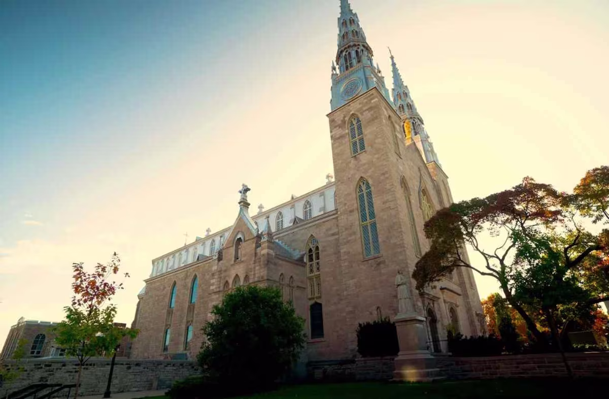 Notre-Dame Cathedral Basilica Tours and Activities – Ottawa