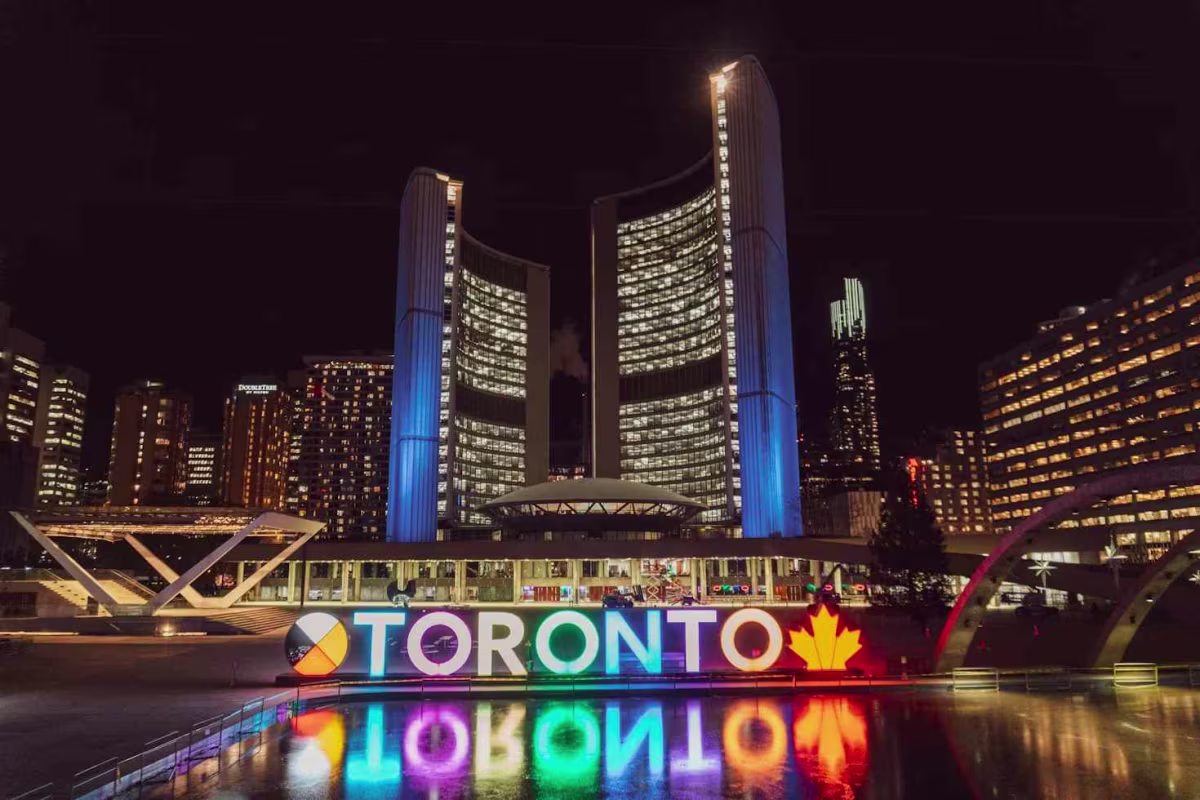 Visiting Toronto at Night