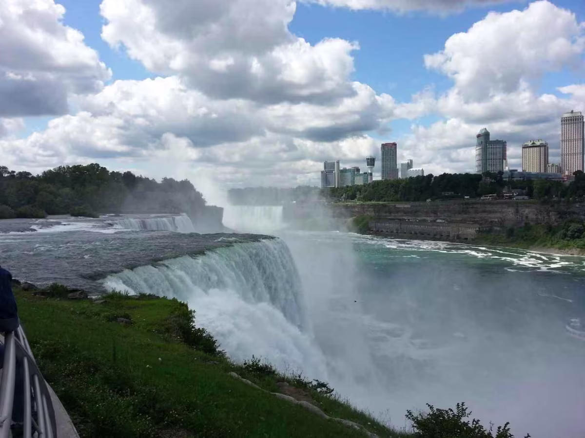 Best Places To See On Niagara Falls USA Side