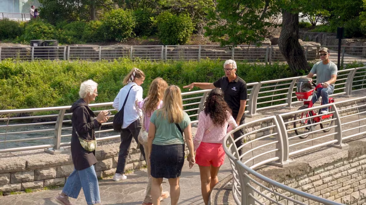Tourists with See Sight guide.jpg