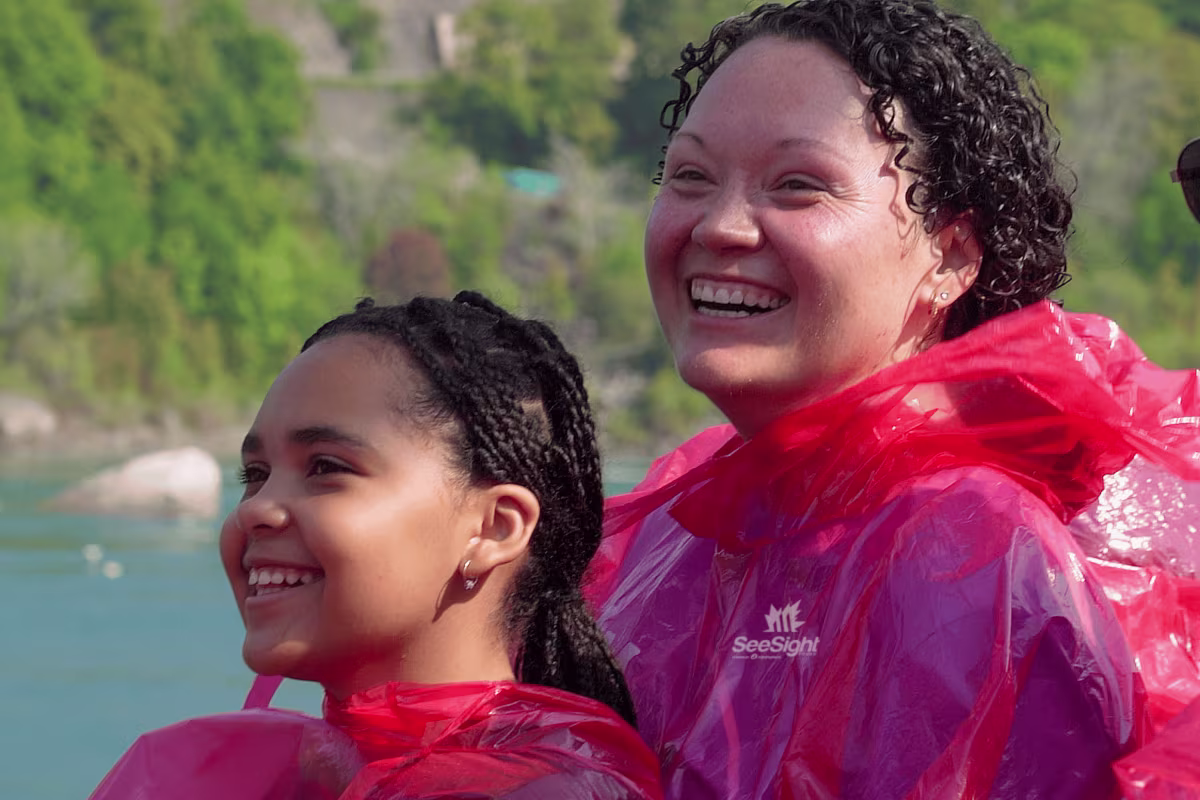 Family enjoying a tour of Niagara Falls.jpg