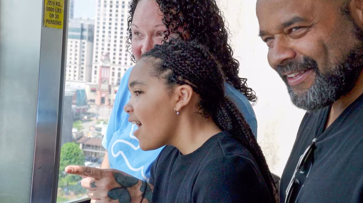 feature product image