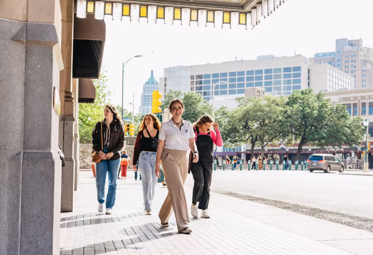 feature product image