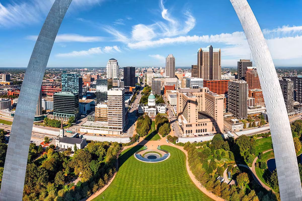 Saint Louis Skyline.jpg