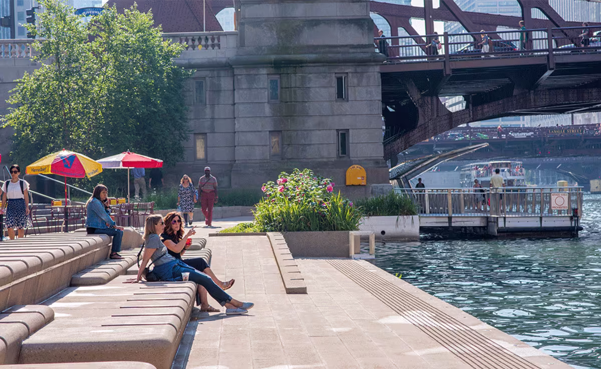 Riverwalk located in Chicago.jpg
