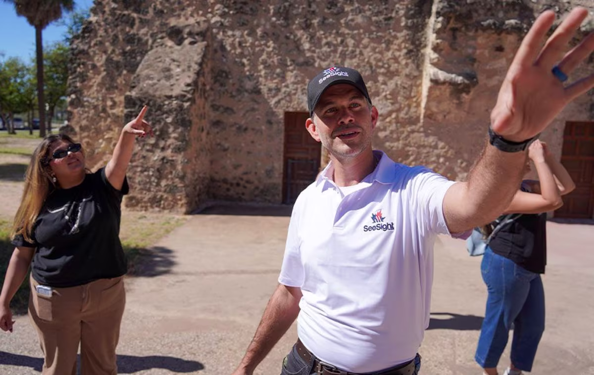 https://res.cloudinary.com/see-sight-tours/image/upload/v1764577044/strapi/San_Antonio_The_Alamo_f0a9cce39a.jpg