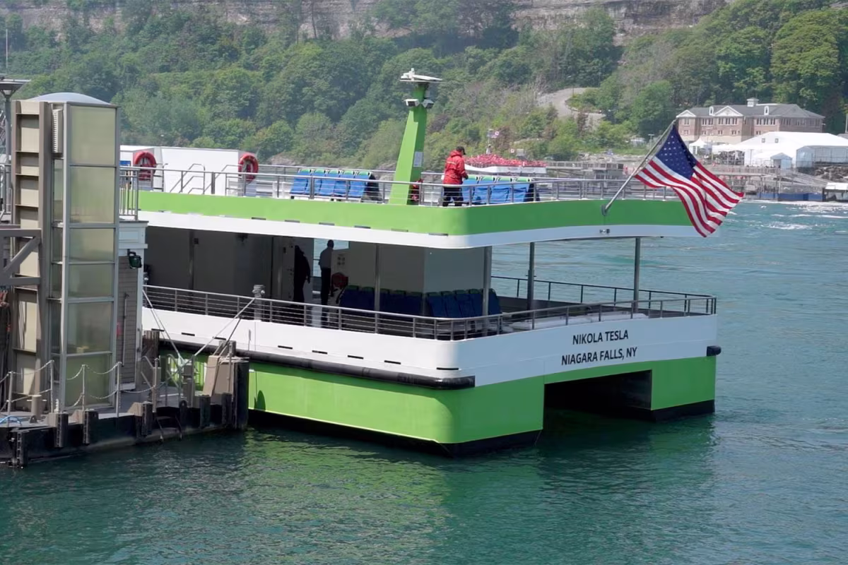 feature product image