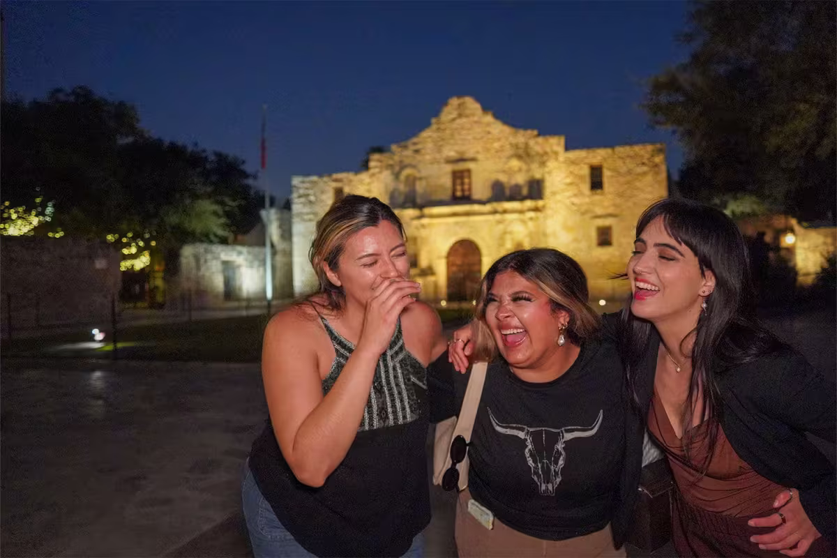 Scenic San Antonio Night Tour with Dinner and Tower of Americas image 5
