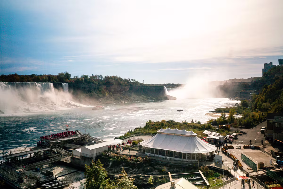 feature product image