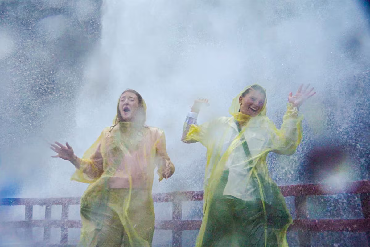 feature product image