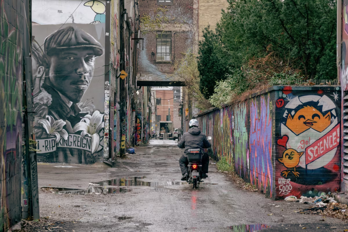Graffiti Alley photo 5