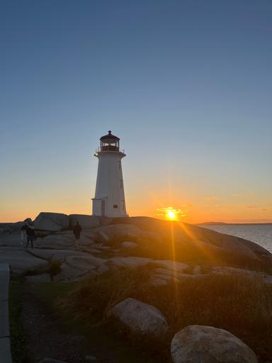 Ngutor Ikpaahindi enjoying Peggy's Cove Sunset Tour from Halifax 2025-09-04 4