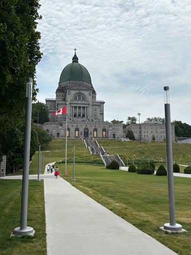 Jose enjoying Montreal Small Group Walking Tour with River Cruise + Notre Dame 2025-07-06 2