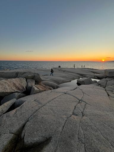 Ngutor Ikpaahindi enjoying Peggy's Cove Sunset Tour from Halifax 2025-09-04 3