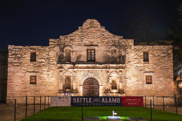 Best Cities in Texas for Halloween: Hauntings & Festivals