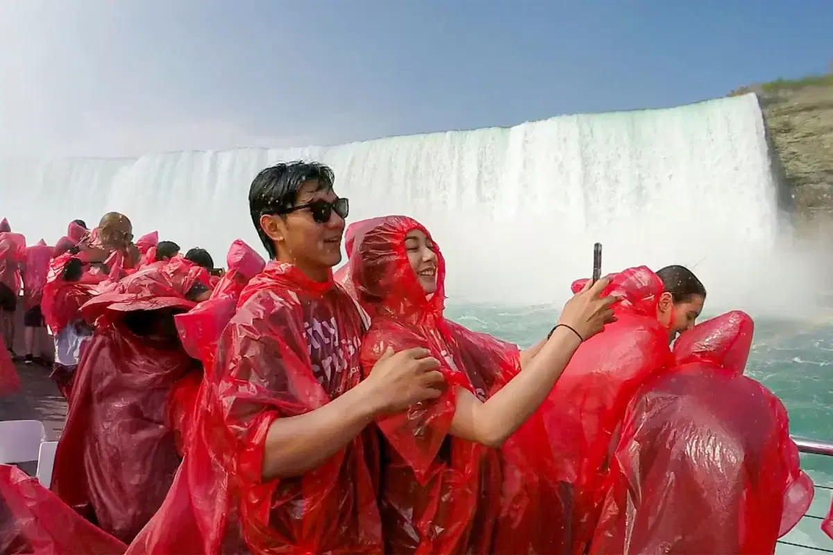 Niagara City Cruises Fall