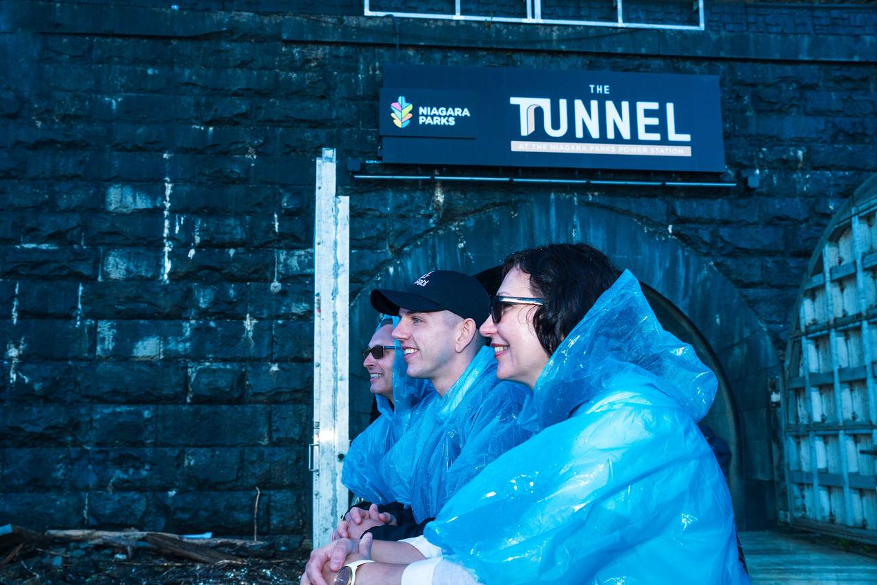 Niagara Falls Night Walking Tour with The Tunnel & Fireworks, photo 5