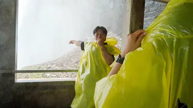 Ultimate Niagara Falls Canada Tour with Helicopter (NO LUNCH) image 5